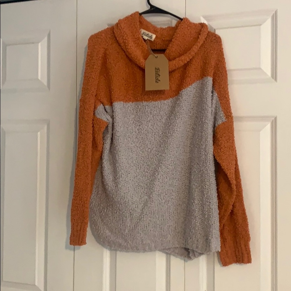 BNWT Listicle Sweater